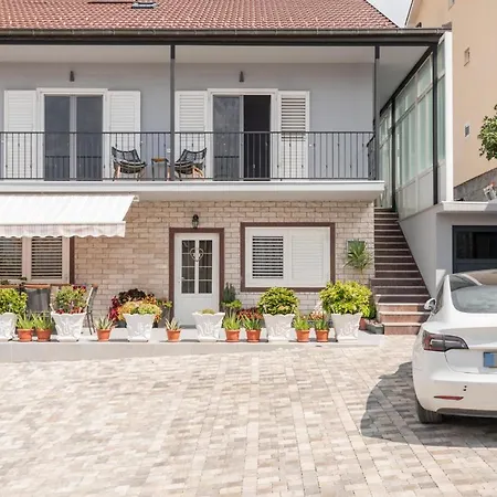 Gorgeous In With Kitchen Ferienhaus Imotski